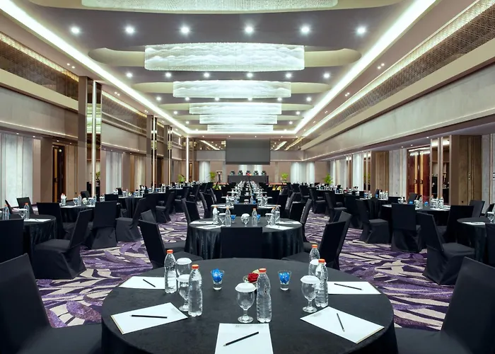 Platinum TunjunganHotel Surabaya